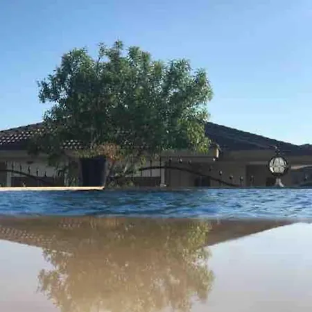 Hotell Luex Havuzlu Çeşme